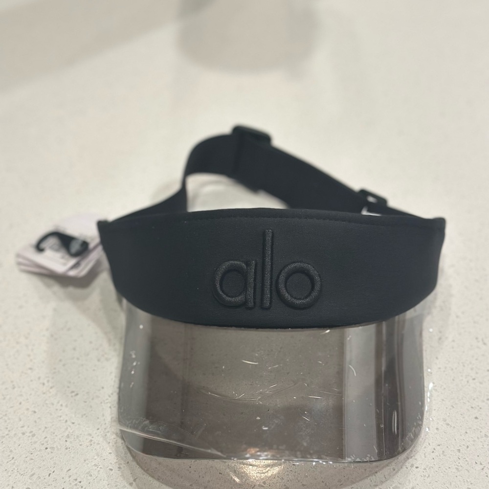 New Alo Black Visor